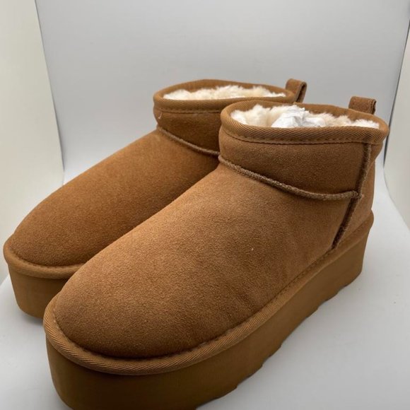 CUSHIONAIRE Women's COZY Genuine Suede pull on platform boot CHESTNUT 7.5 - Picture 1 of 6